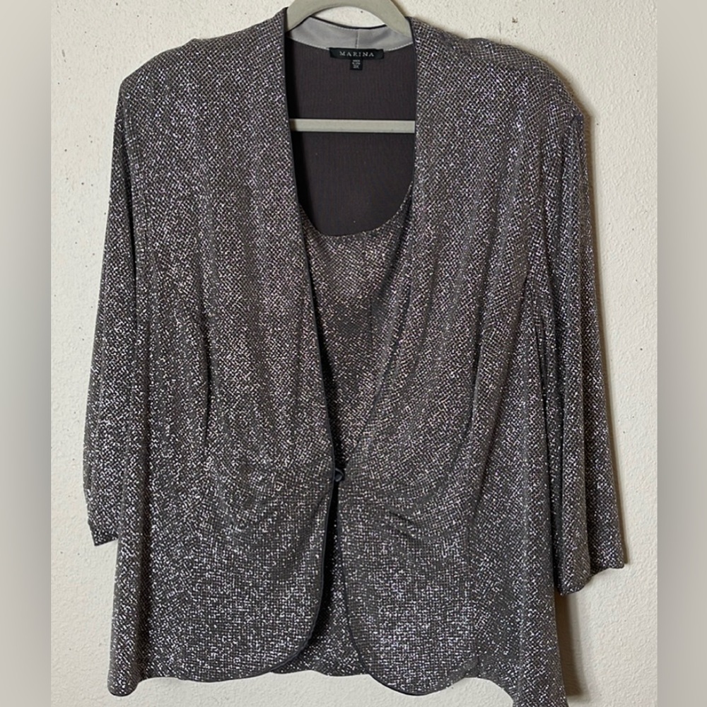 Marina two piece silver top with matching shell NWT 3X